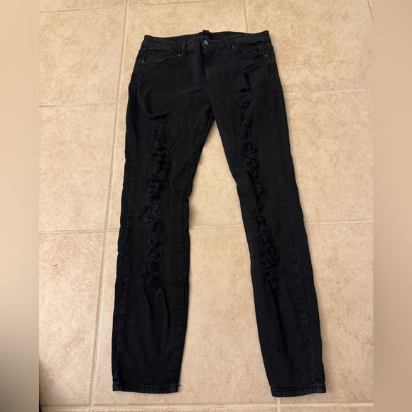 Forever 21 Denim - Forever 21 Black Distressed Jeans 31